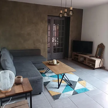 Maison De Vacances, Proche De La * Fréjus